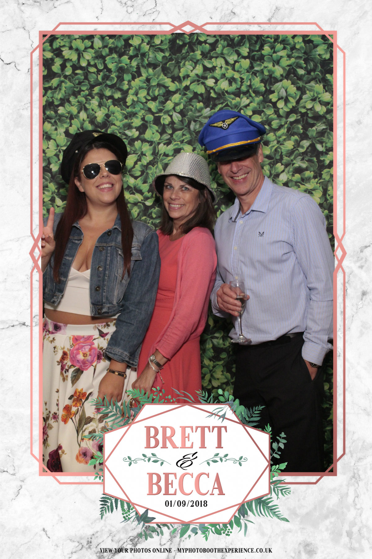 Brett & Becca's Wedding | View more photos from the event at gallery.myphotoboothexperience.co.uk/u/MyPhotoBoothExperienceLtd/Brett-Beccas-Wedding